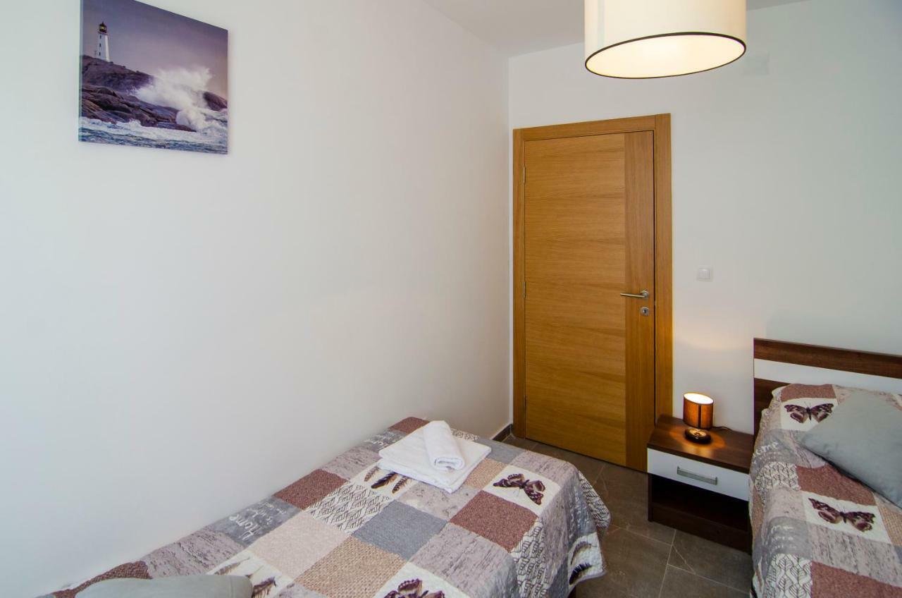 Apartments Sara 2 Bol Zewnętrze zdjęcie