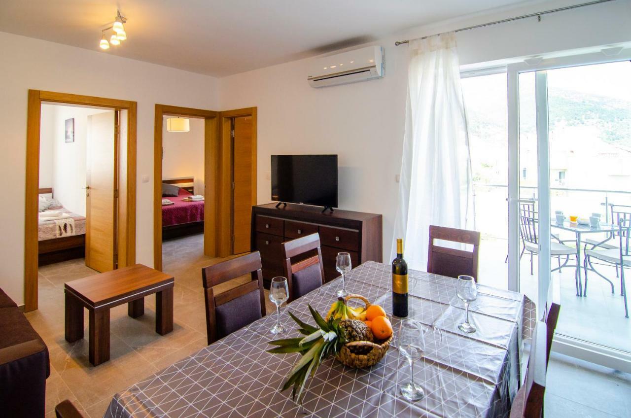 Apartments Sara 2 Bol Zewnętrze zdjęcie