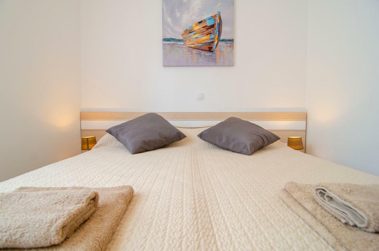 Apartments Sara 2 Bol Zewnętrze zdjęcie