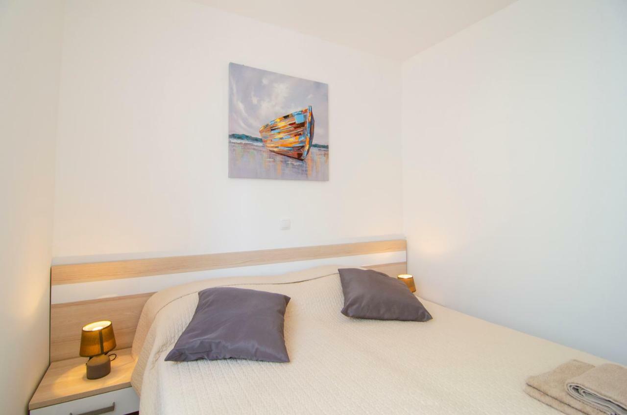 Apartments Sara 2 Bol Zewnętrze zdjęcie