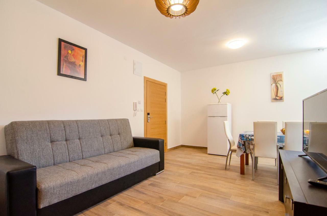 Apartments Sara 2 Bol Zewnętrze zdjęcie