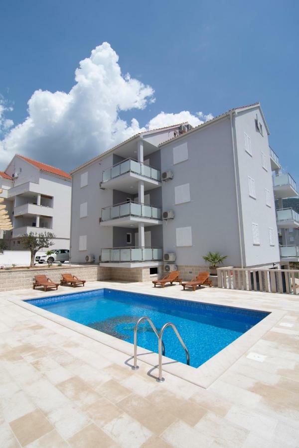 Apartments Sara 2 Bol Zewnętrze zdjęcie