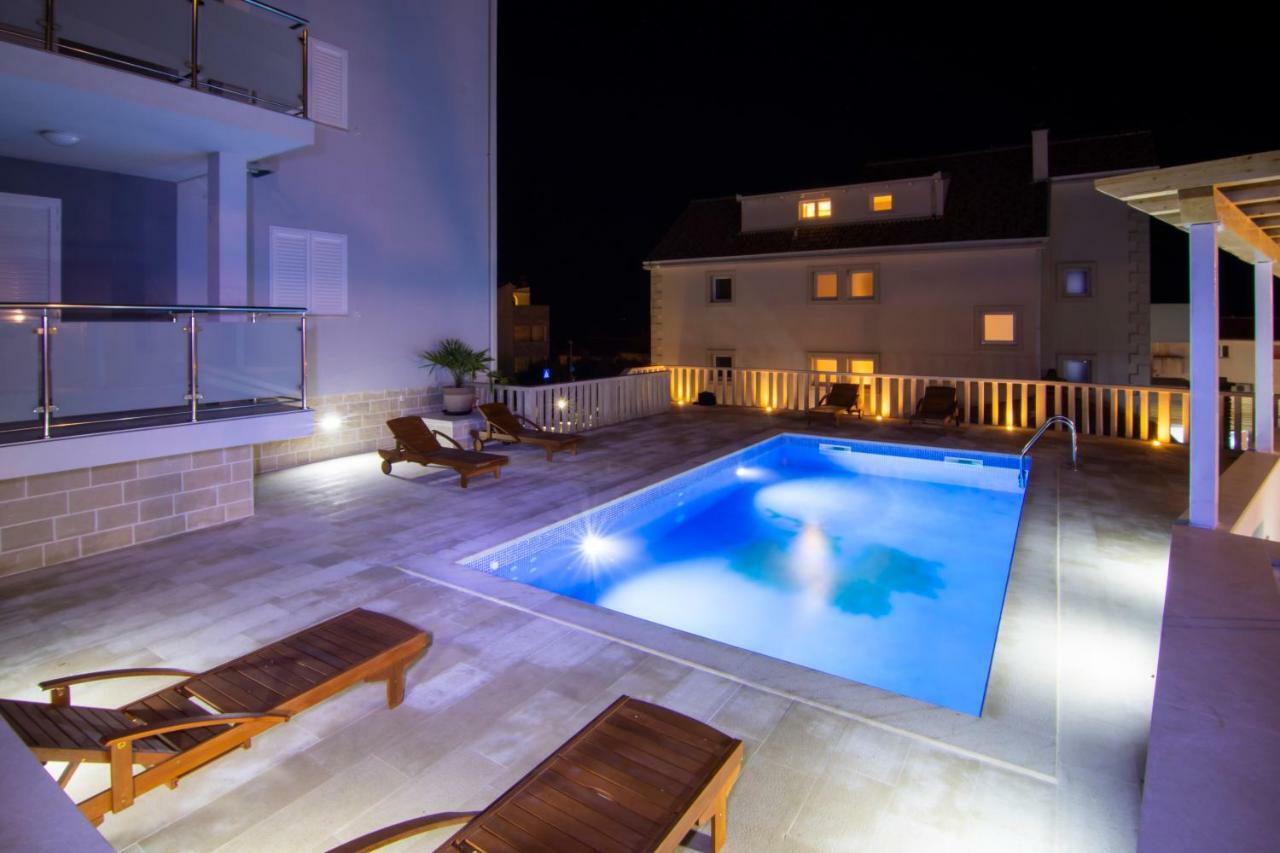 Apartments Sara 2 Bol Zewnętrze zdjęcie