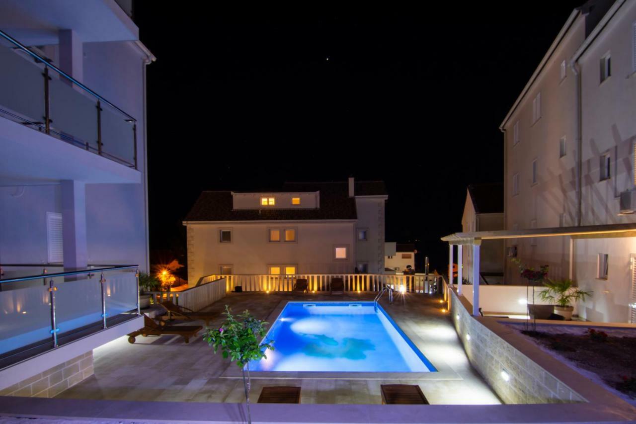 Apartments Sara 2 Bol Zewnętrze zdjęcie