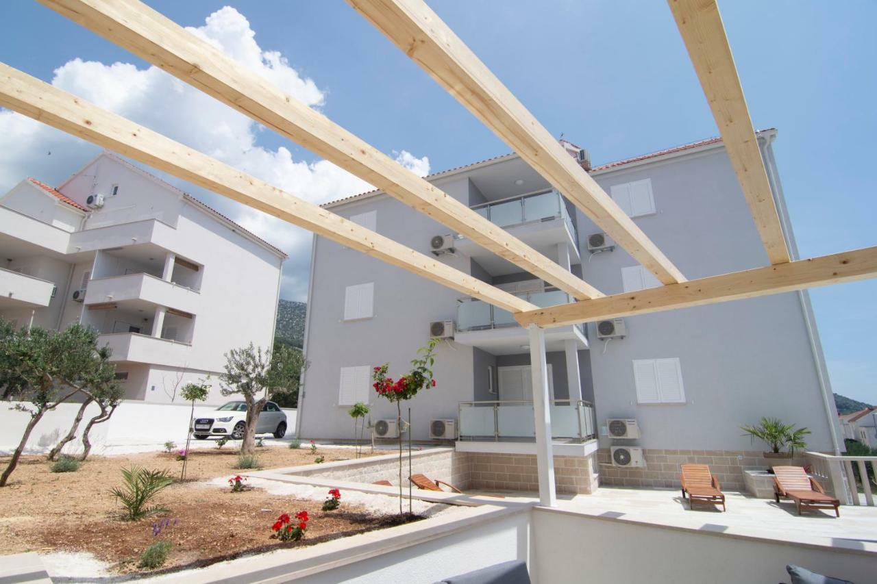 Apartments Sara 2 Bol Zewnętrze zdjęcie