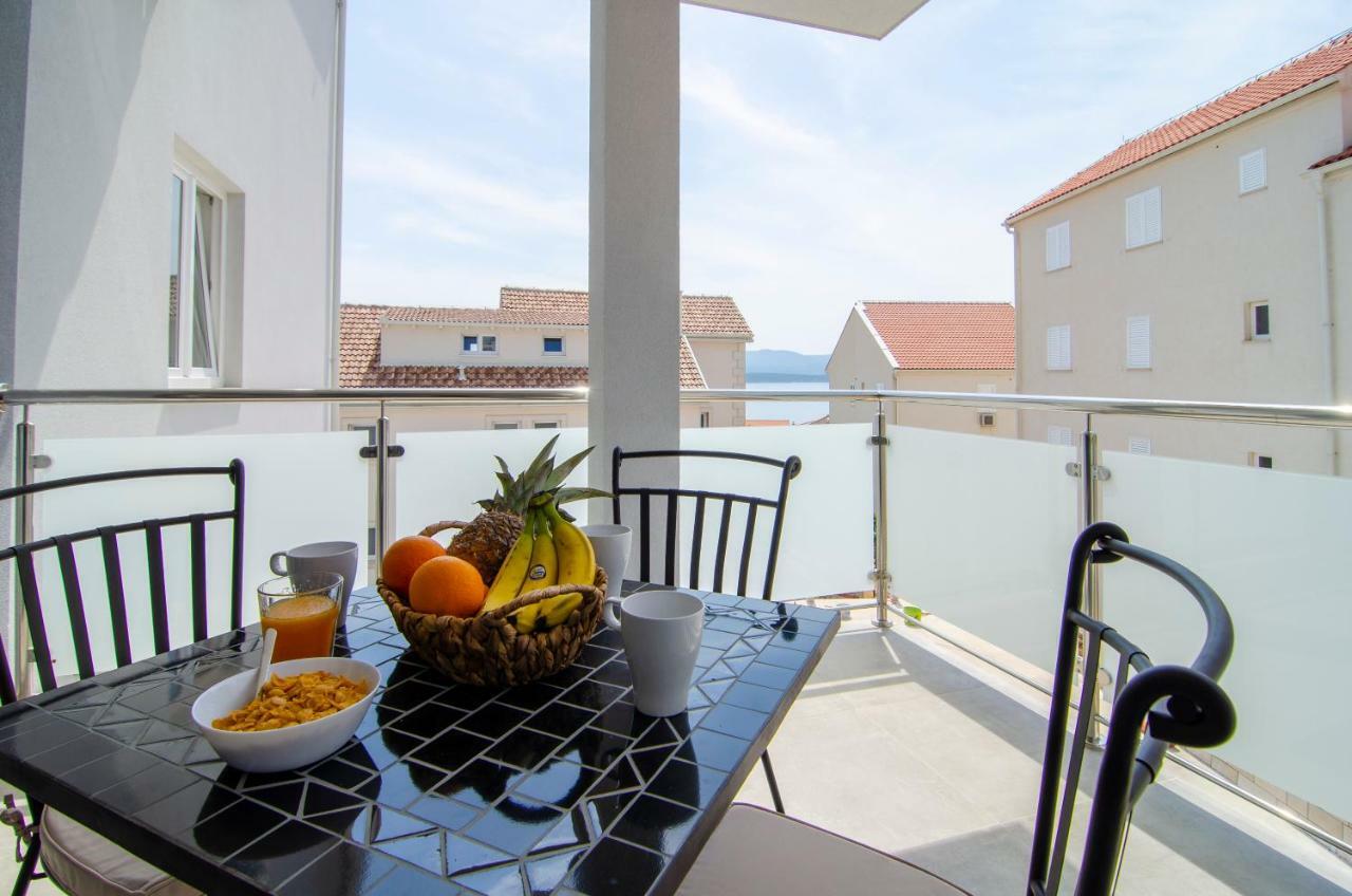 Apartments Sara 2 Bol Zewnętrze zdjęcie
