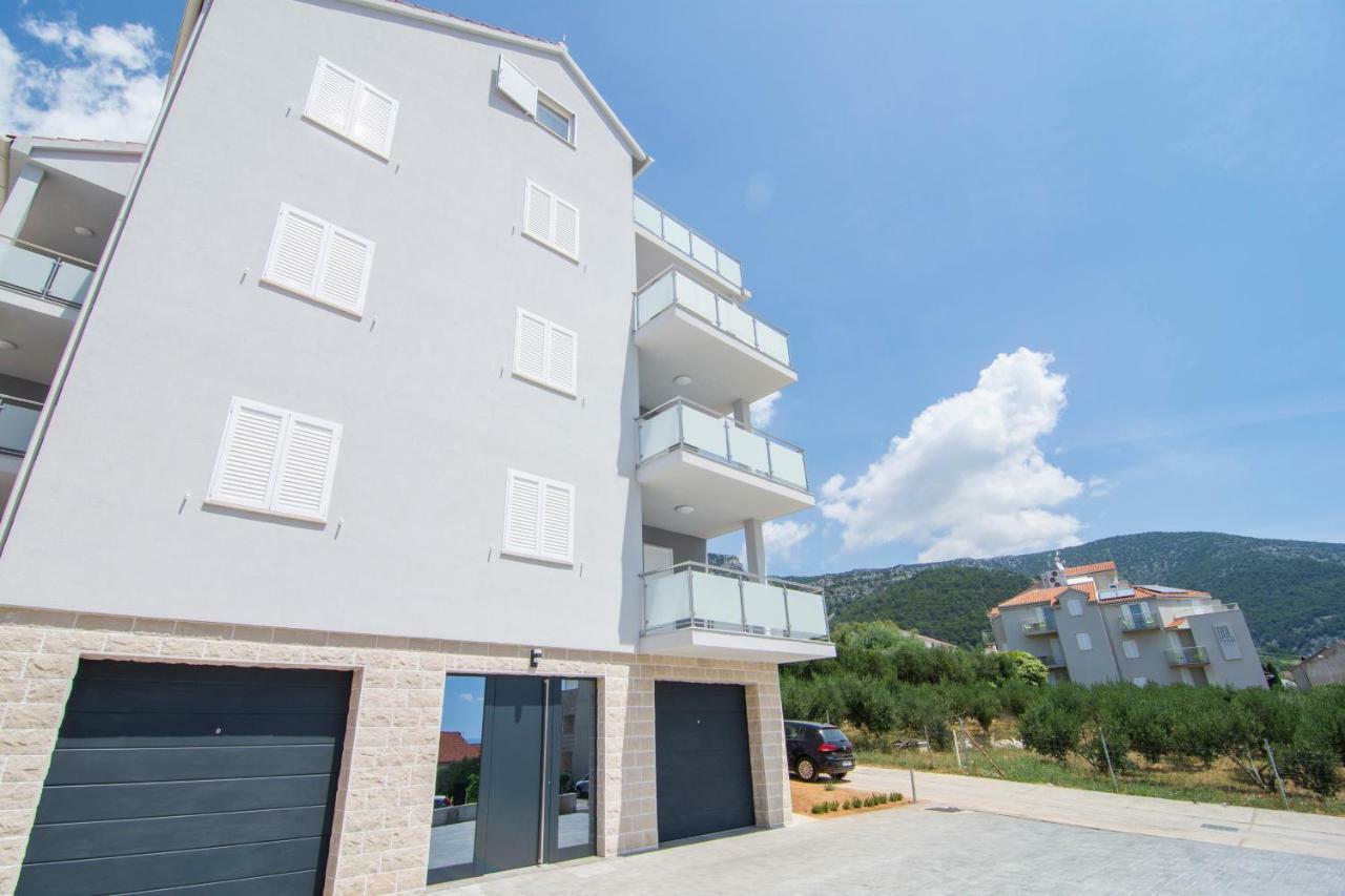 Apartments Sara 2 Bol Zewnętrze zdjęcie